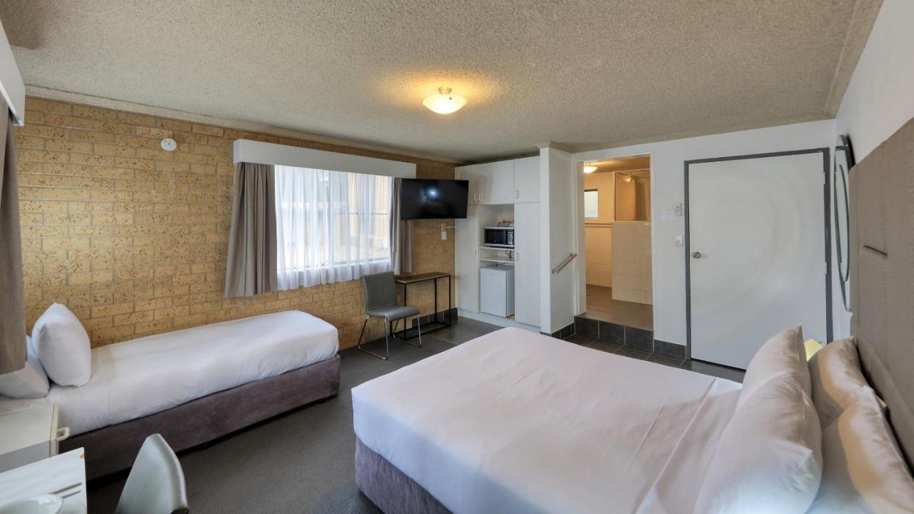 Hamilton Hume Motor Inn Yass Exterior foto